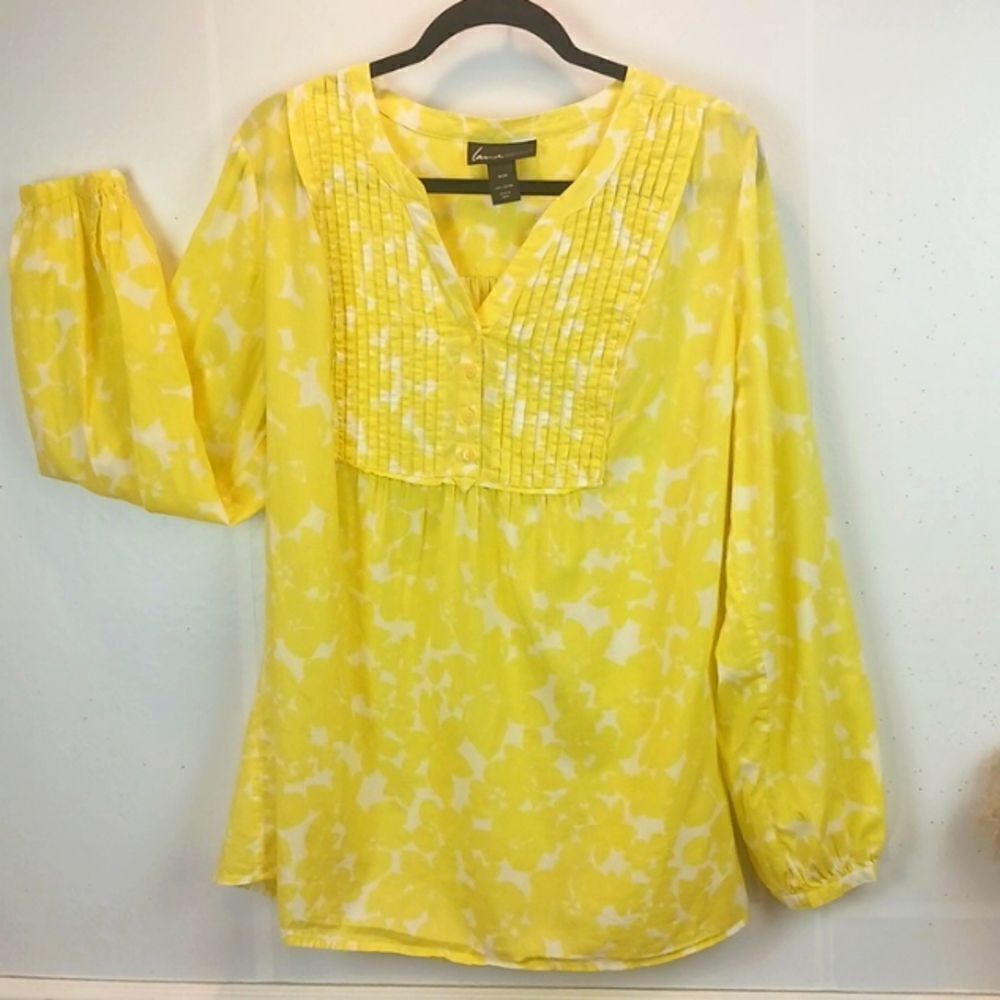 Lane Bryant 100% cotton long-sleeve lightweight floral yellow/white V neck top